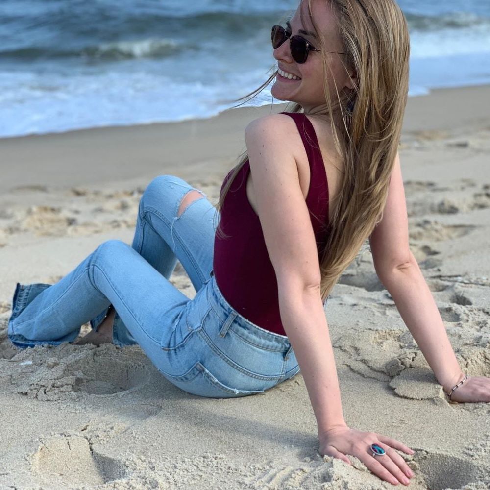 Meet your Posher, Raluca